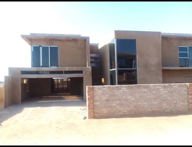 4 BEDROOM HOUSE FOR SALE IN SESHEGO